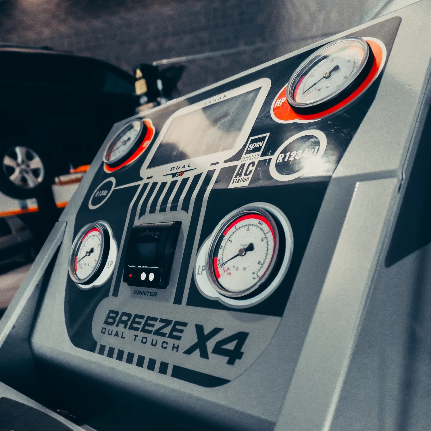 climatizzatori auto autoriparazioni lezza garage 