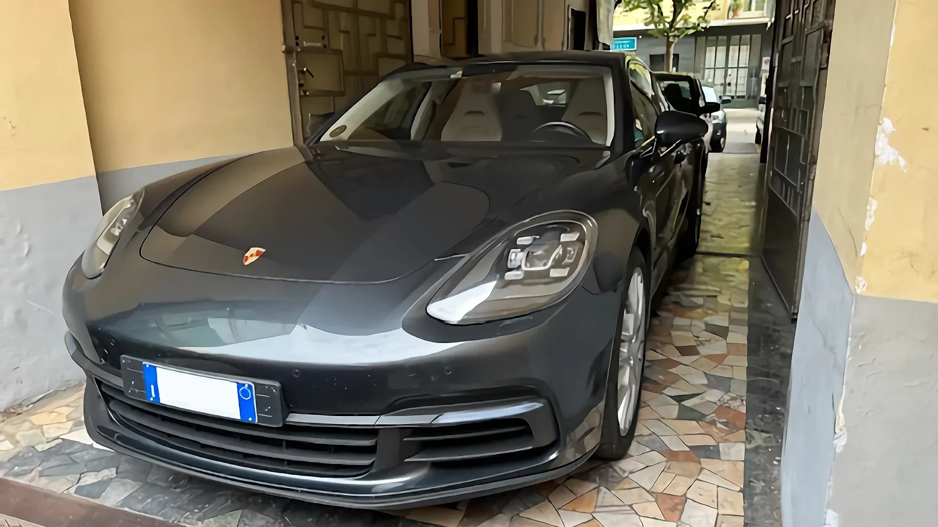 porsche panamera